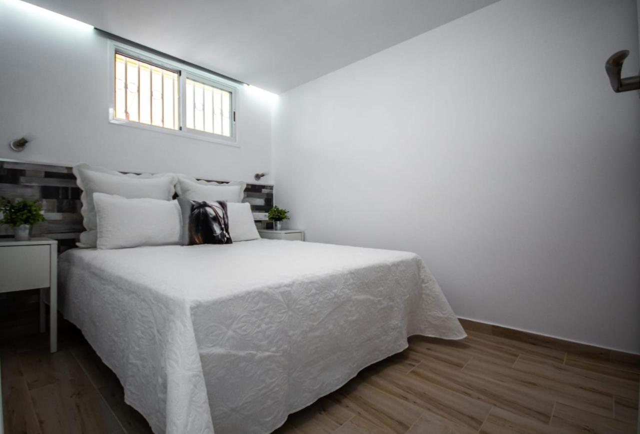 Los Elefantes Apartment San Bartolome Bagian luar foto