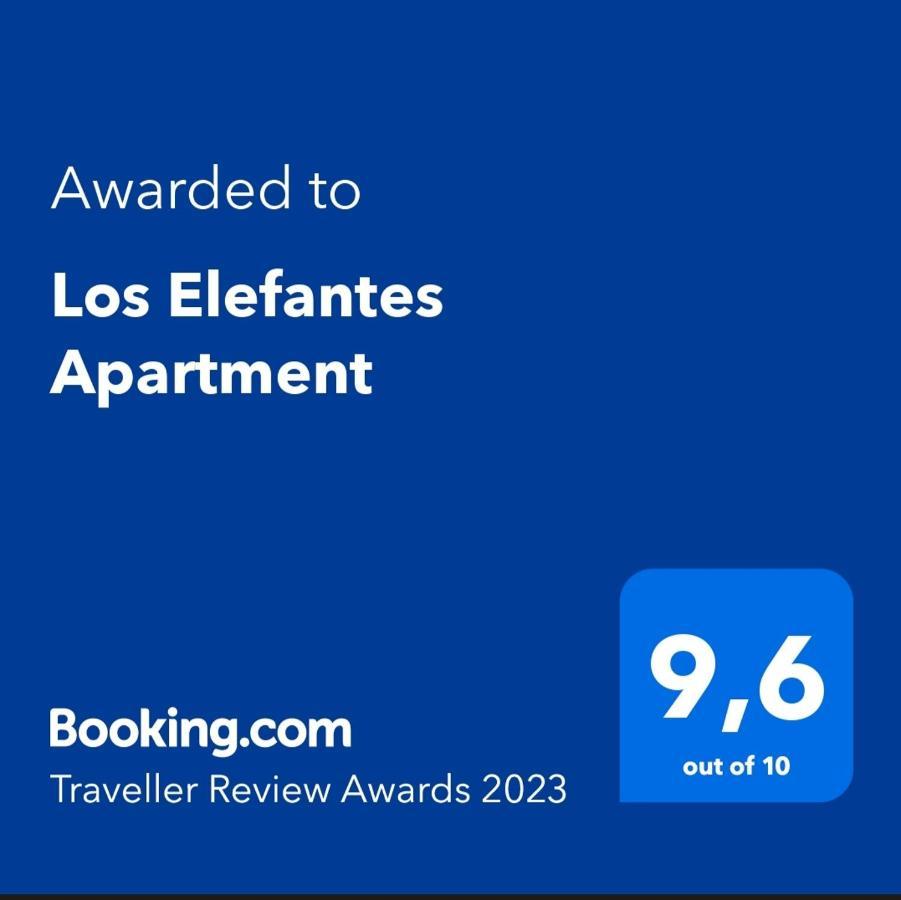 Los Elefantes Apartment San Bartolome Bagian luar foto
